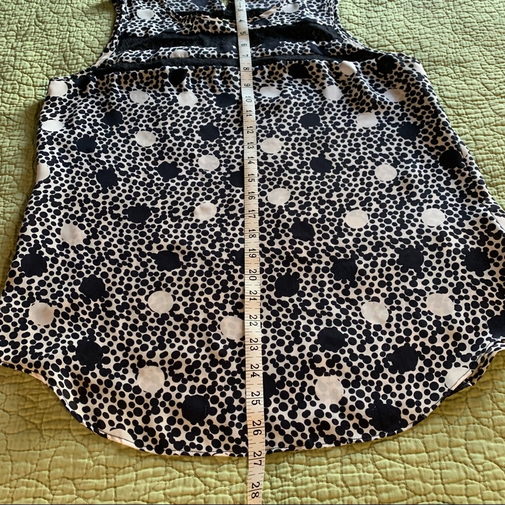 Cabi Dots & Lace Sleeveless Top Size Medium - Picture 8 of 13